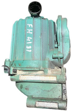 Volvo - Filtre à huile: photos 2 Volvo - Filtre à huile: photos 2