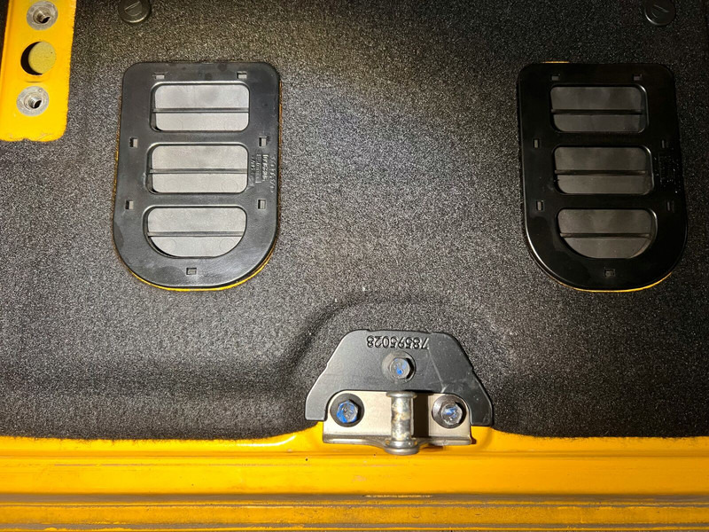 Volvo left side - Cabine et intérieur: photos 4 Volvo left side - Cabine et intérieur: photos 4