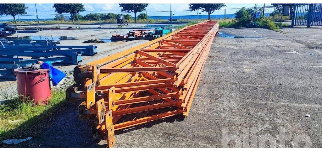 6st Takstolar - L'équipement de construction: photos 2 6st Takstolar - L'équipement de construction: photos 2