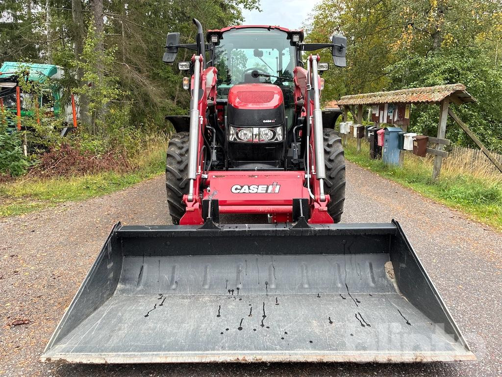 CASE IH Farmall 85C - Tracteur agricole: photos 2 CASE IH Farmall 85C - Tracteur agricole: photos 2