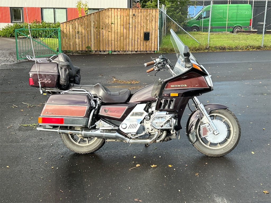 HONDA Goldwing Aspencade 1200cc - Motocyclette: photos 2 HONDA Goldwing Aspencade 1200cc - Motocyclette: photos 2