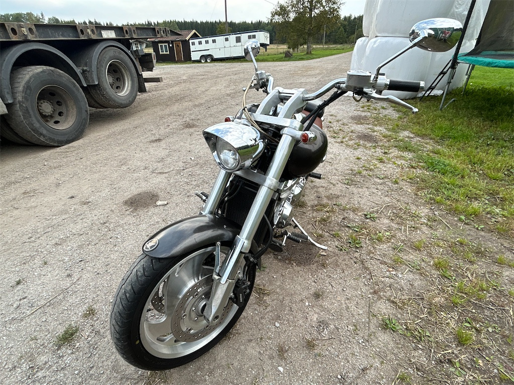 HONDA VTX1800C - Motocyclette: photos 2 HONDA VTX1800C - Motocyclette: photos 2