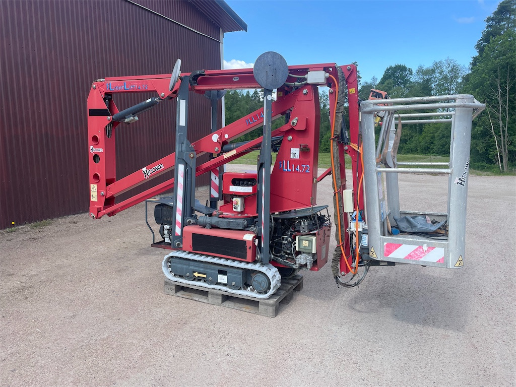 Hinowa Lightlift 14.72 - Nacelle articulée: photos 1 Hinowa Lightlift 14.72 - Nacelle articulée: photos 1