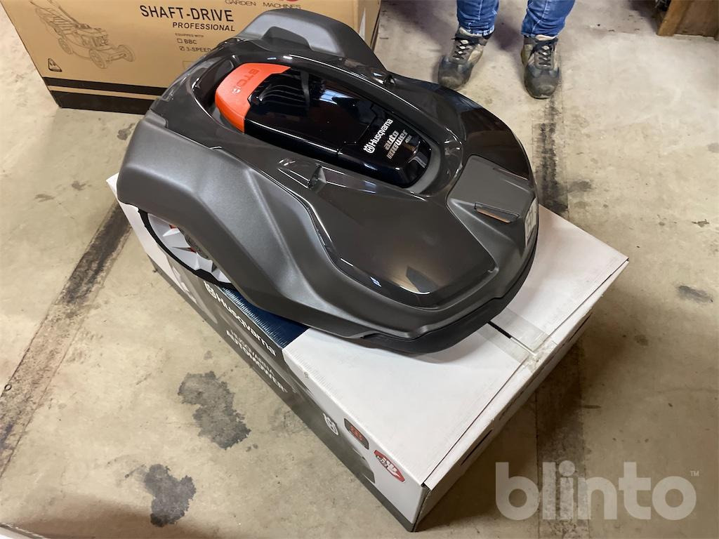 Husqvarna 450X (2022) - Motofaucheuse: photos 2 Husqvarna 450X (2022) - Motofaucheuse: photos 2