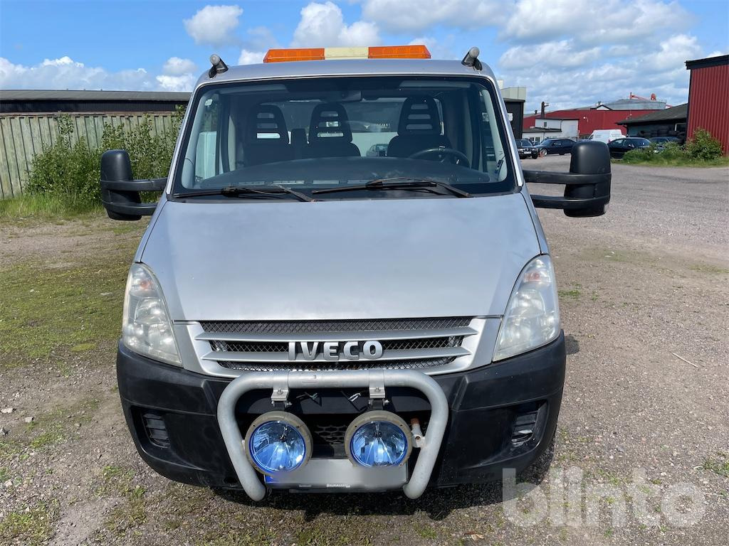 IVECO DAILY 50C18 - Camion porte-voitures: photos 4 IVECO DAILY 50C18 - Camion porte-voitures: photos 4