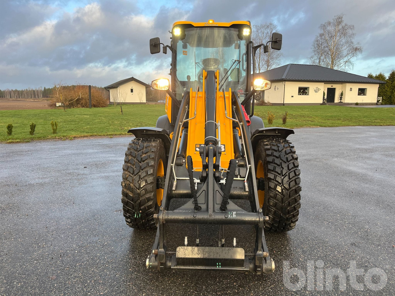 JCB 409 SV AG Nordic Edition (Stage V) - Chargeuse sur pneus: photos 2 JCB 409 SV AG Nordic Edition (Stage V) - Chargeuse sur pneus: photos 2