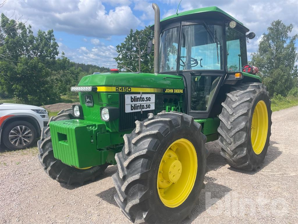JOHN DEERE 2450 - Tracteur agricole: photos 2 JOHN DEERE 2450 - Tracteur agricole: photos 2