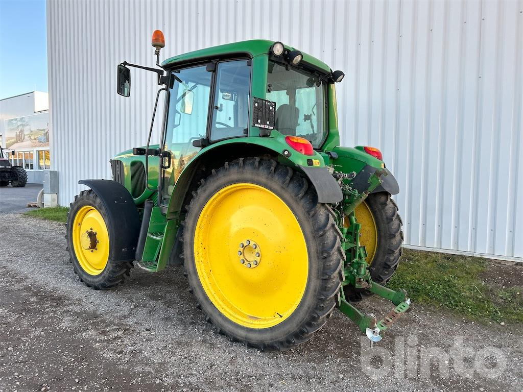 John Deere 6320 (2004) - Tracteur agricole: photos 3 John Deere 6320 (2004) - Tracteur agricole: photos 3