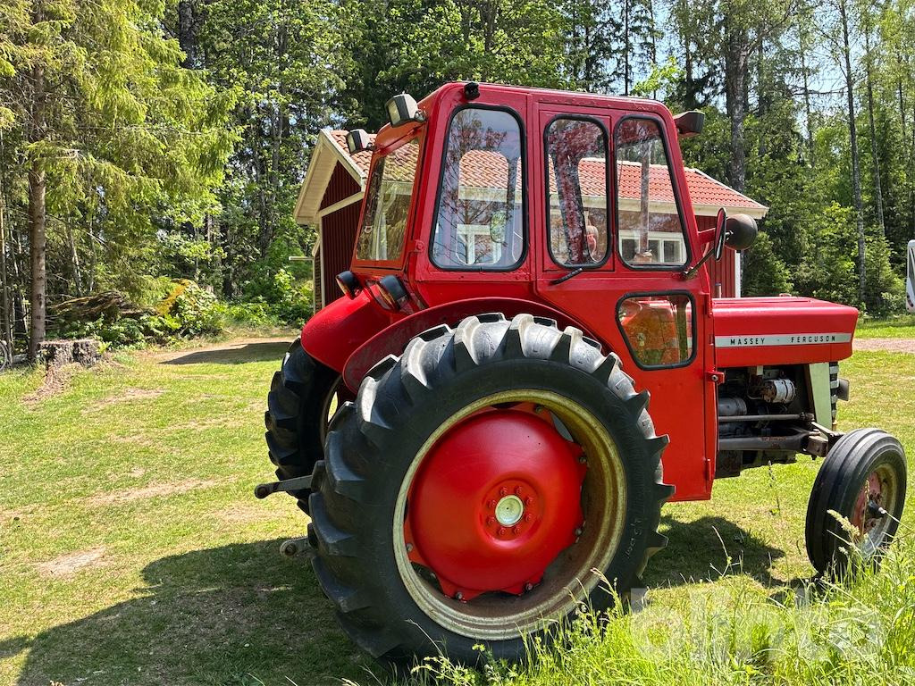 MASSEY FERGUSON 135 ALLM - Tracteur agricole: photos 5 MASSEY FERGUSON 135 ALLM - Tracteur agricole: photos 5