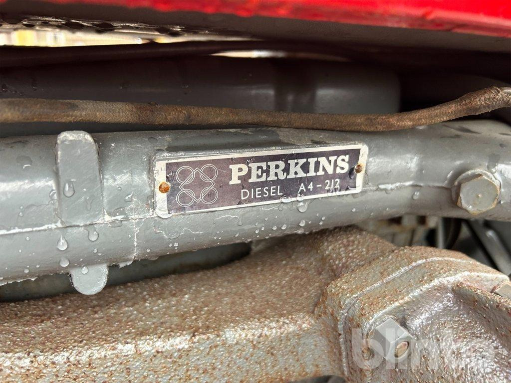 Tracteur agricole MASSEY FERGUSON 165: photos 39