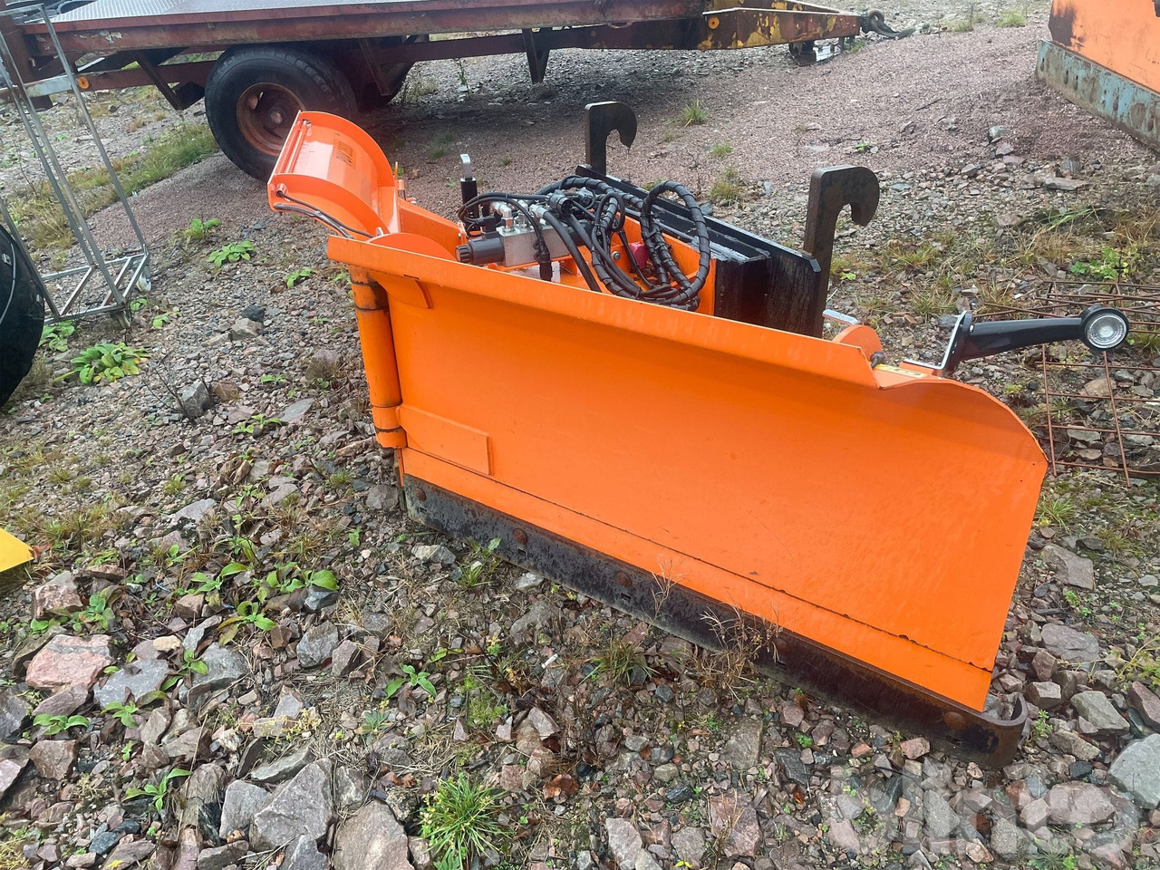 Pronar PUV 2800 - Lame: photos 1 Pronar PUV 2800 - Lame: photos 1