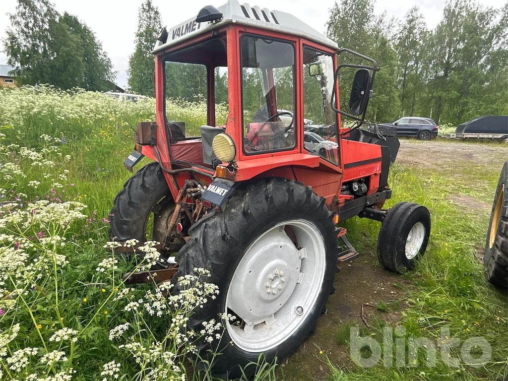 VALMET 604 - Tracteur agricole: photos 4 VALMET 604 - Tracteur agricole: photos 4