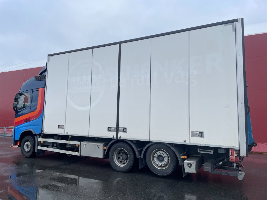 VOLVO FH 500 6x2*2 - Camion fourgon: photos 4 VOLVO FH 500 6x2*2 - Camion fourgon: photos 4