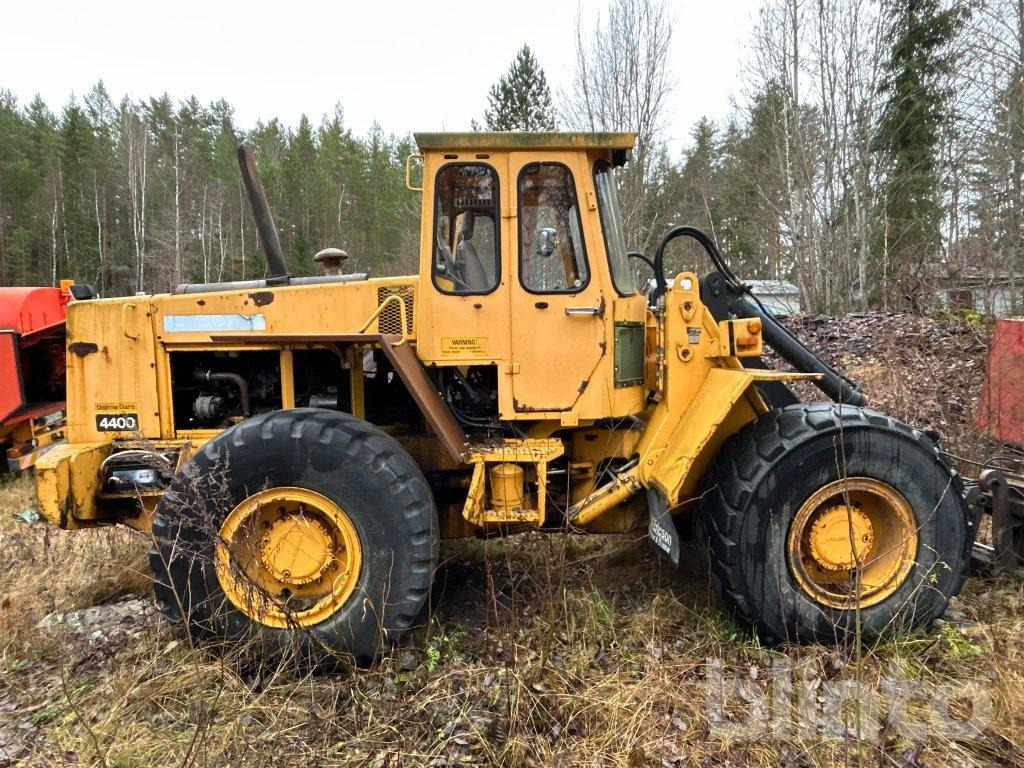 Volvo 4400 - Chargeuse sur pneus: photos 3 Volvo 4400 - Chargeuse sur pneus: photos 3