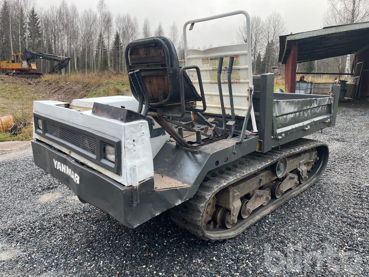 Yanmar C25R - Mini tombereau: photos 2 Yanmar C25R - Mini tombereau: photos 2