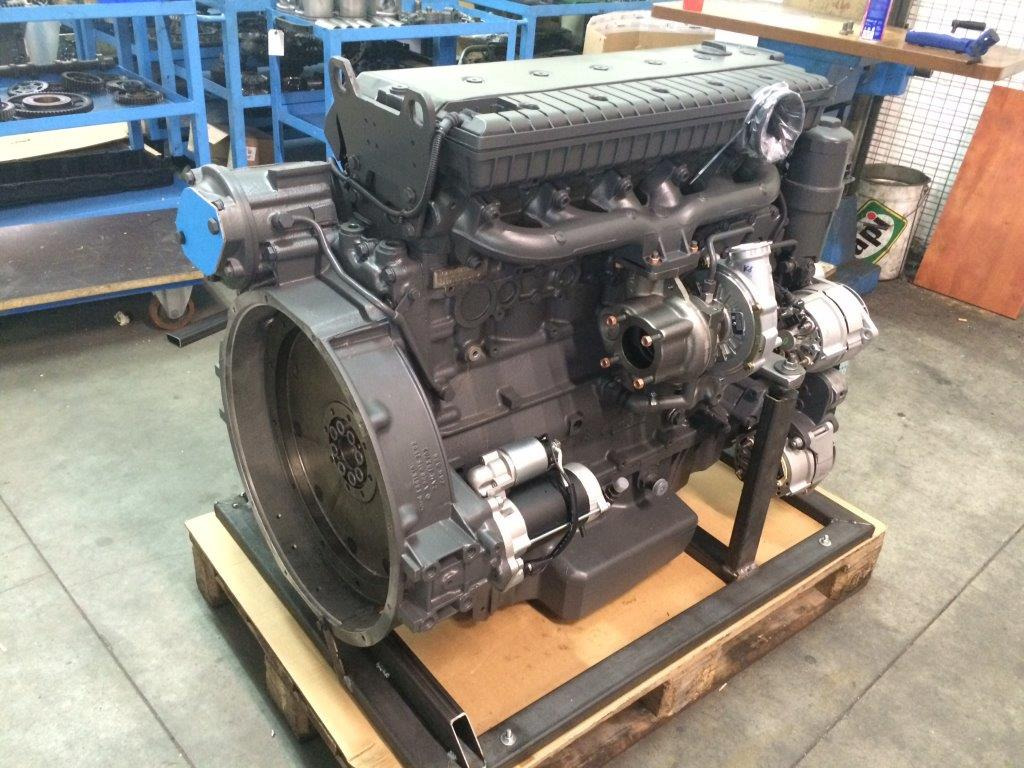 MOTORE COMPLETO MERCEDES OM906LA III/4 - Var. 906.961 BUS BMB - Moteur pour Bus: photos 4 MOTORE COMPLETO MERCEDES OM906LA III/4 - Var. 906.961 BUS BMB - Moteur pour Bus: photos 4