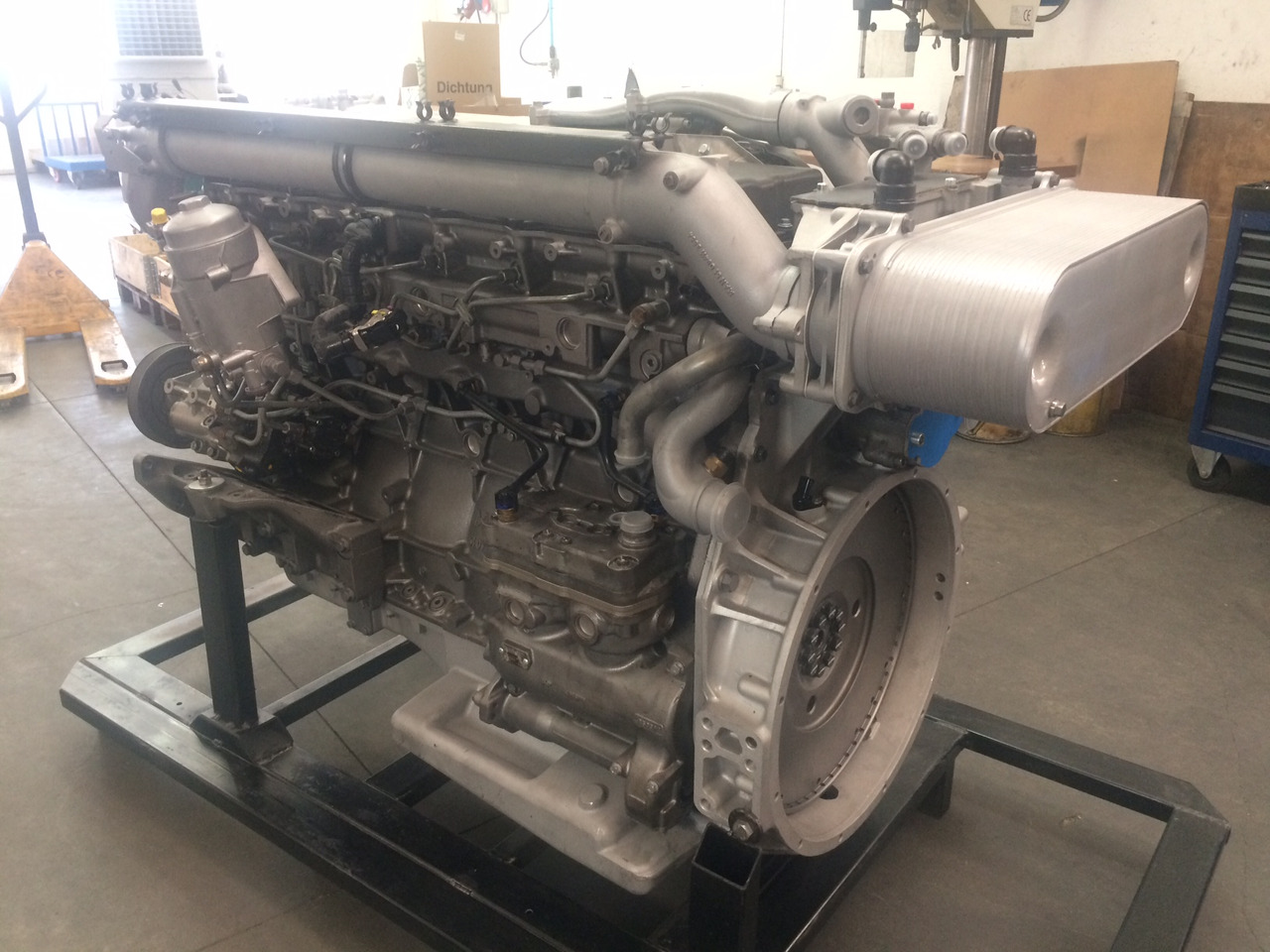MOTORE MAN D2676 LOH26 - 440CV - EEV - BUS - Moteur pour Bus: photos 2 MOTORE MAN D2676 LOH26 - 440CV - EEV - BUS - Moteur pour Bus: photos 2