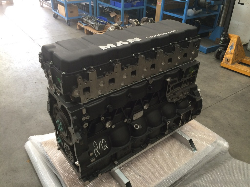 MOTORE MAN D2676 LOH28 - MOTORE AUTOBUS VERTICALE - Moteur pour Bus: photos 5 MOTORE MAN D2676 LOH28 - MOTORE AUTOBUS VERTICALE - Moteur pour Bus: photos 5