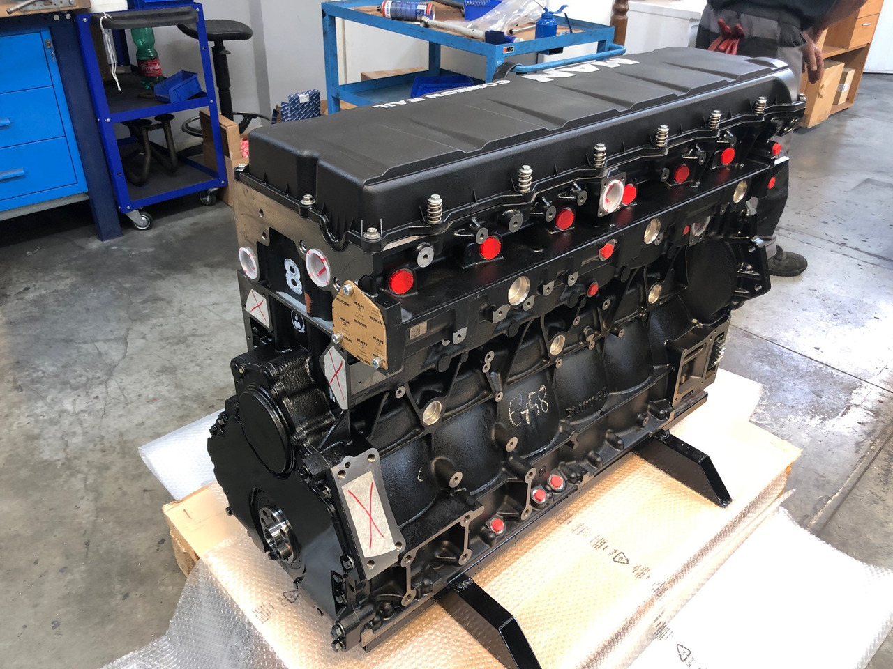 MOTORE MAN D2676 LOH35 - 309kW / 420CV - EURO 6c - BUS - Moteur pour Bus: photos 3 MOTORE MAN D2676 LOH35 - 309kW / 420CV - EURO 6c - BUS - Moteur pour Bus: photos 3
