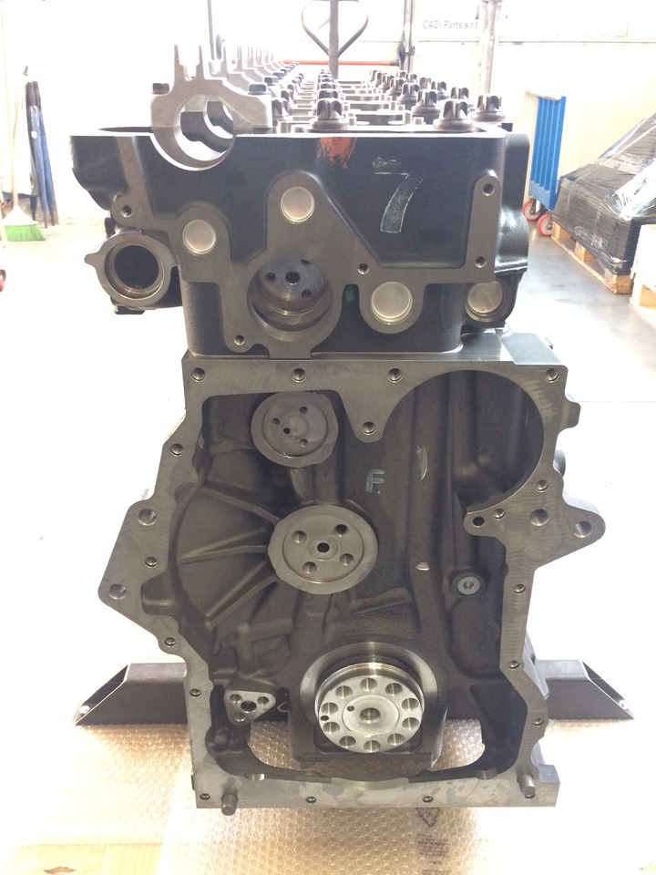 MOTORE MAN D2676 LOH36 - 460CV - EURO 6 - MOTORE AUTOBUS VERTICALE - Moteur pour Bus: photos 4 MOTORE MAN D2676 LOH36 - 460CV - EURO 6 - MOTORE AUTOBUS VERTICALE - Moteur pour Bus: photos 4