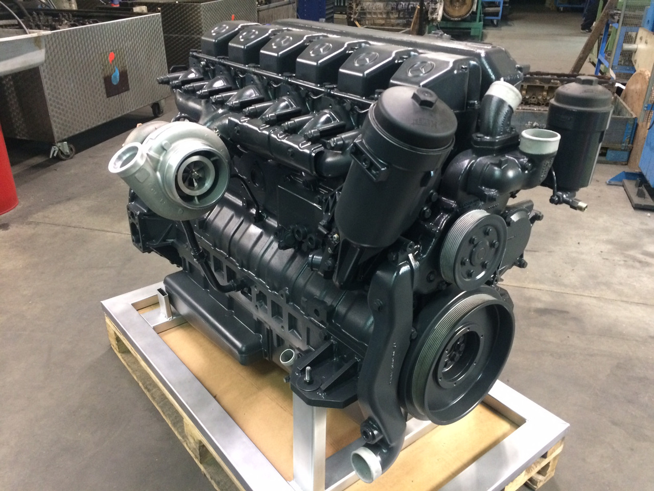 MOTORE MERCEDES OM457LA - VAR. 457.944 - EURO 3 - COMPLETO - Moteur: photos 1 MOTORE MERCEDES OM457LA - VAR. 457.944 - EURO 3 - COMPLETO - Moteur: photos 1