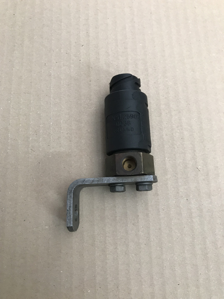 VALVOLA ELETTROMAGNETICA MAN 51259020068 - Pièces de rechange pour Camion: photos 1 VALVOLA ELETTROMAGNETICA MAN 51259020068 - Pièces de rechange pour Camion: photos 1