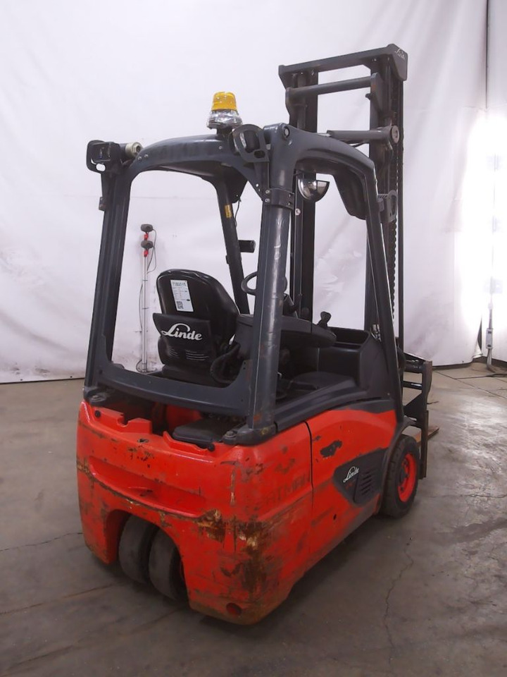 Linde E16C-02 - Chariot élévateur électrique: photos 2 Linde E16C-02 - Chariot élévateur électrique: photos 2