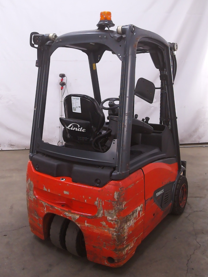 Linde E16C-02 - Chariot élévateur électrique: photos 2 Linde E16C-02 - Chariot élévateur électrique: photos 2