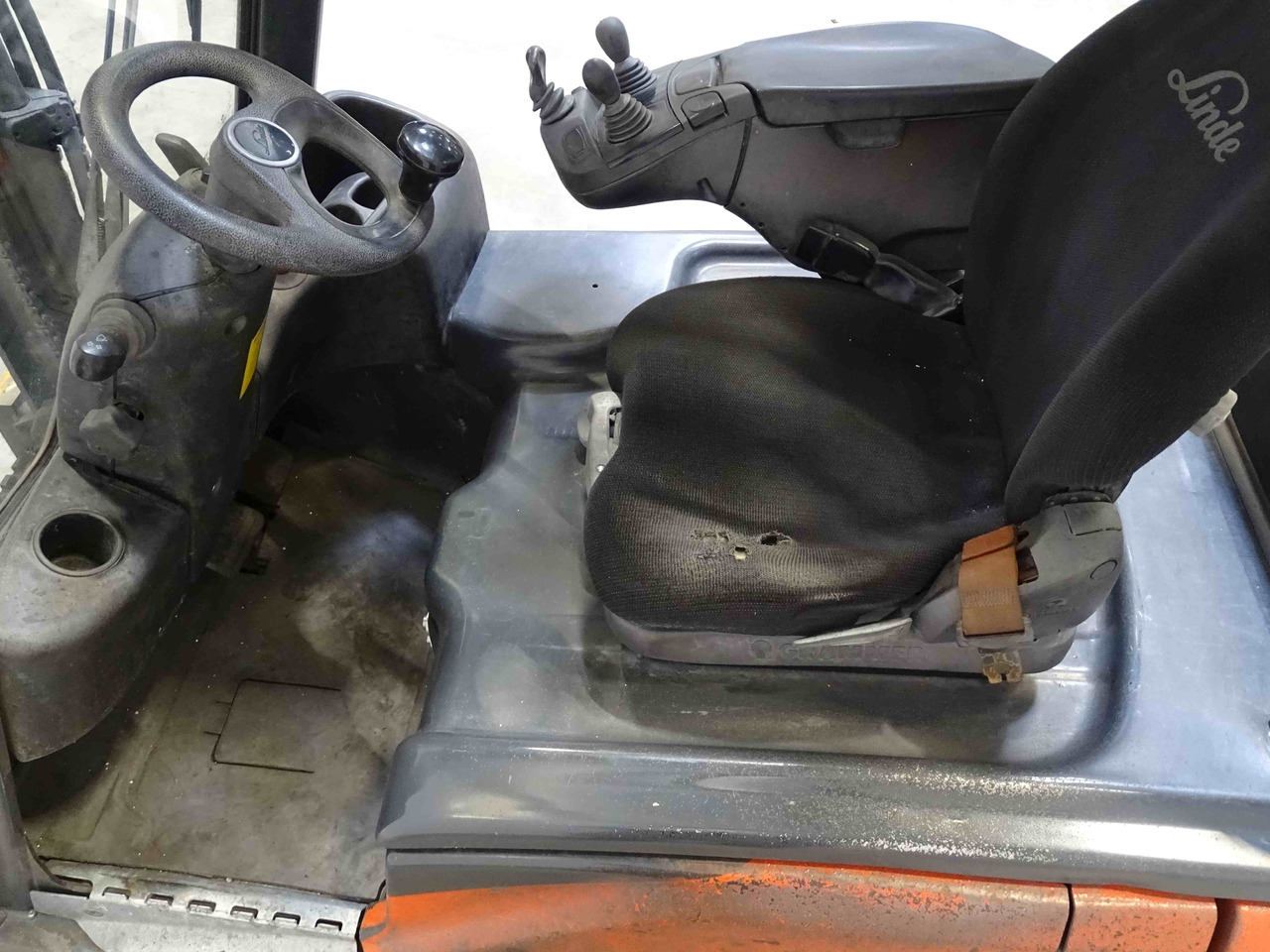 Linde E16P-02 - Chariot élévateur électrique: photos 3 Linde E16P-02 - Chariot élévateur électrique: photos 3