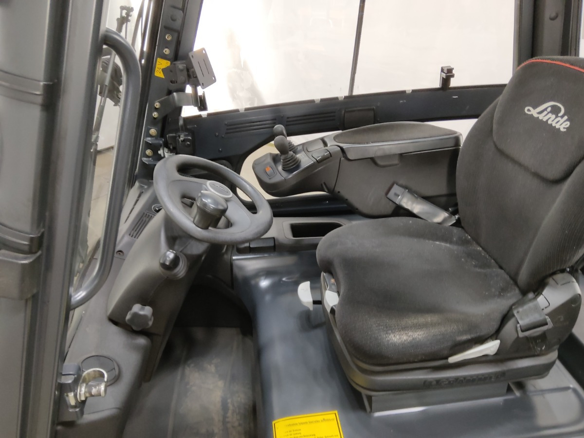 Linde E25HL-01/600 - Chariot élévateur électrique: photos 3 Linde E25HL-01/600 - Chariot élévateur électrique: photos 3
