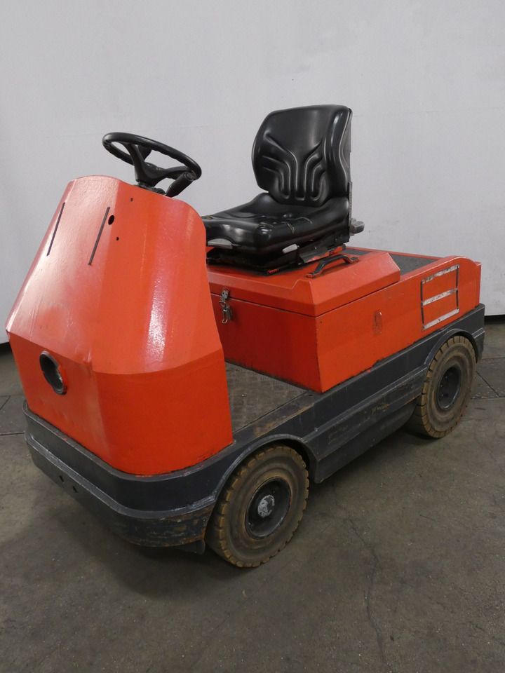 Linde T800 - Chariot tracteur: photos 1 Linde T800 - Chariot tracteur: photos 1