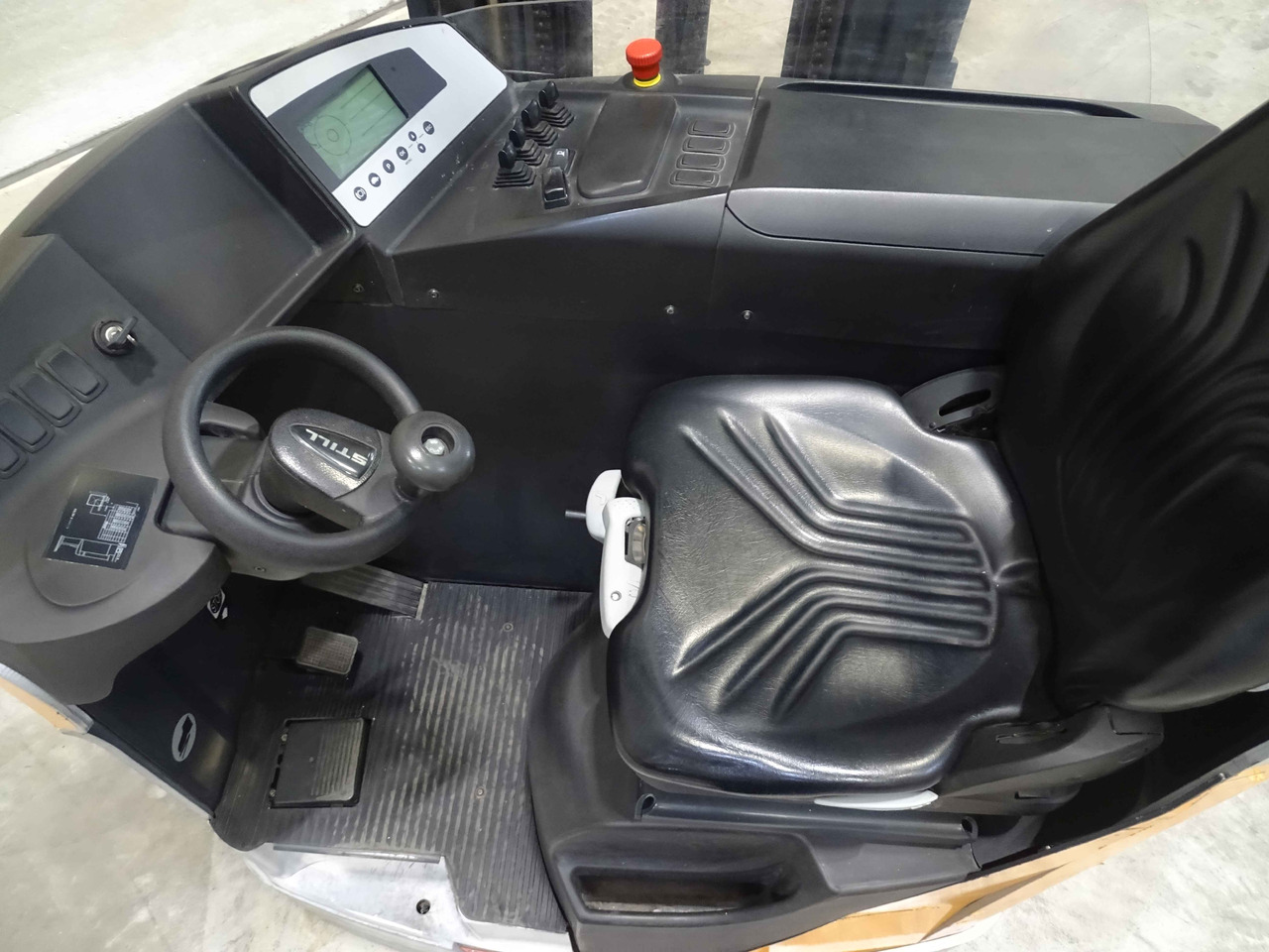 Still FM-X17 - Chariot à mât rétractable: photos 3 Still FM-X17 - Chariot à mât rétractable: photos 3