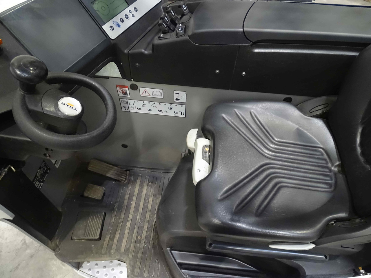 Still FM-X17 - Chariot à mât rétractable: photos 4 Still FM-X17 - Chariot à mât rétractable: photos 4