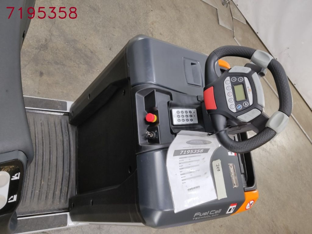 Still LTX-FF10 - Chariot tracteur: photos 3 Still LTX-FF10 - Chariot tracteur: photos 3