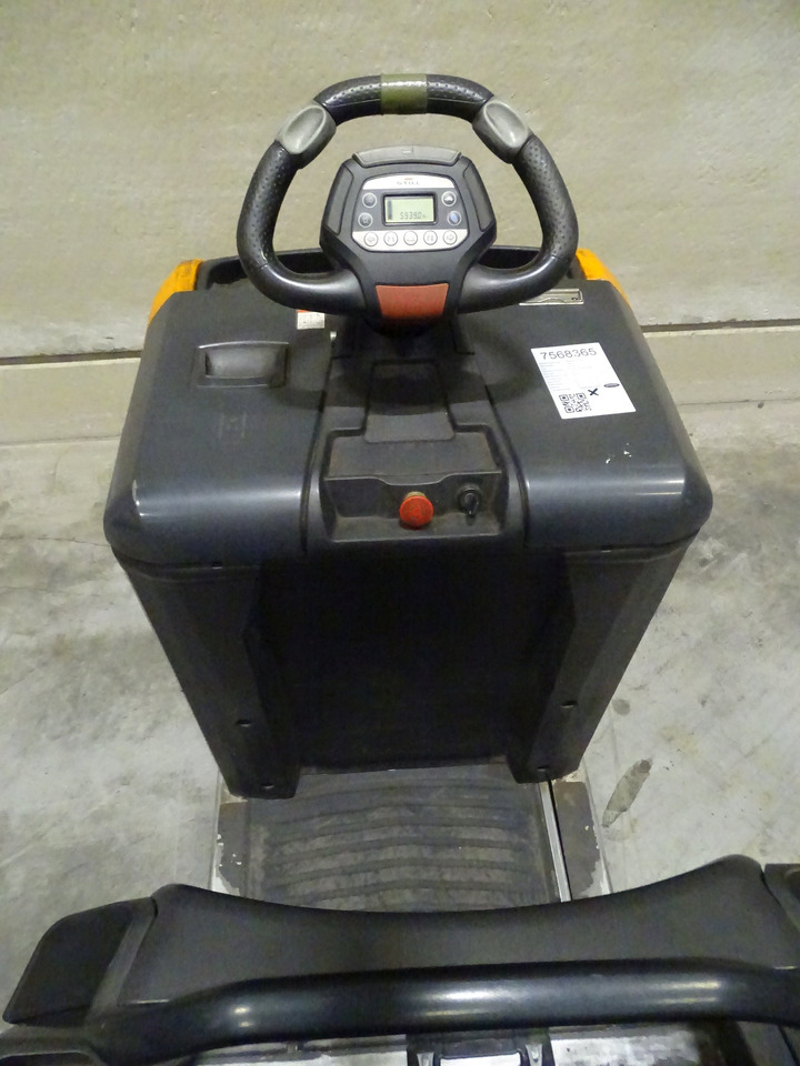 Still LTX50 - Chariot tracteur: photos 3 Still LTX50 - Chariot tracteur: photos 3