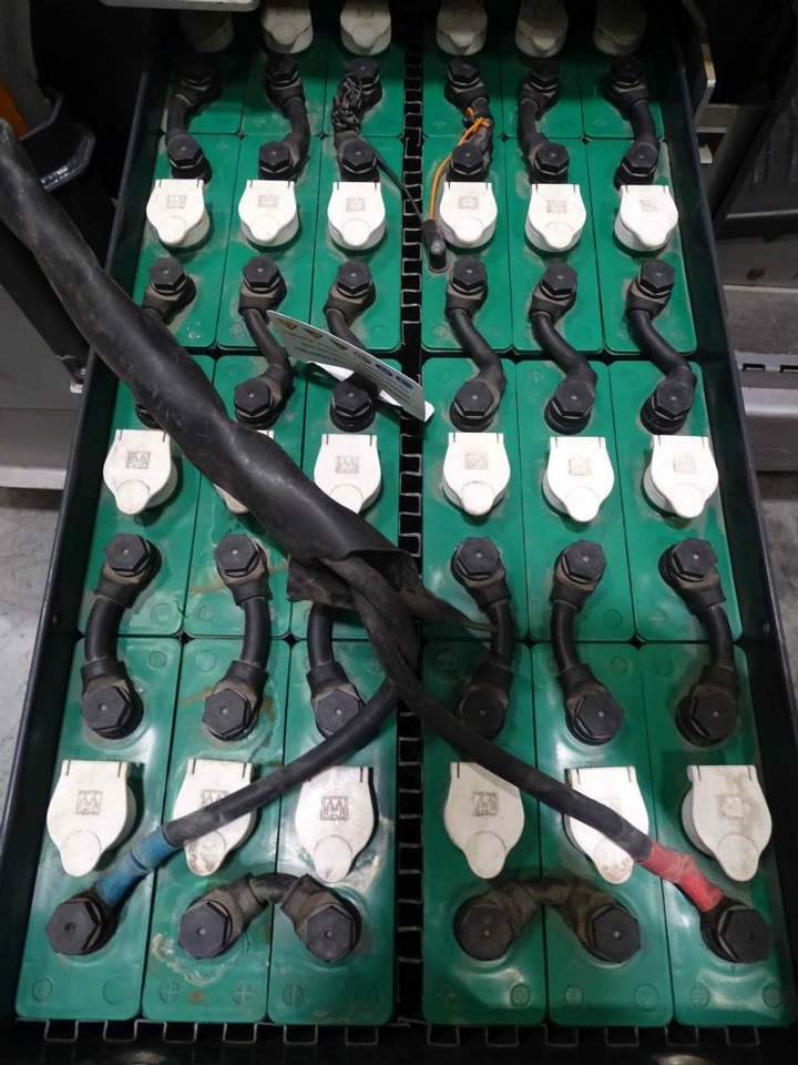 Still LTX70 - Chariot tracteur: photos 4 Still LTX70 - Chariot tracteur: photos 4