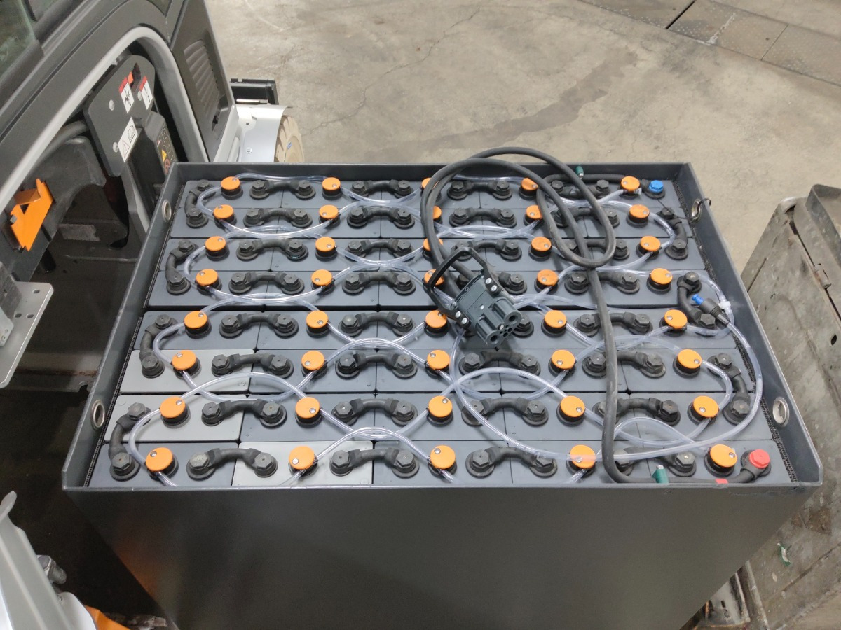 Still RX60-25 - Chariot élévateur électrique: photos 4 Still RX60-25 - Chariot élévateur électrique: photos 4