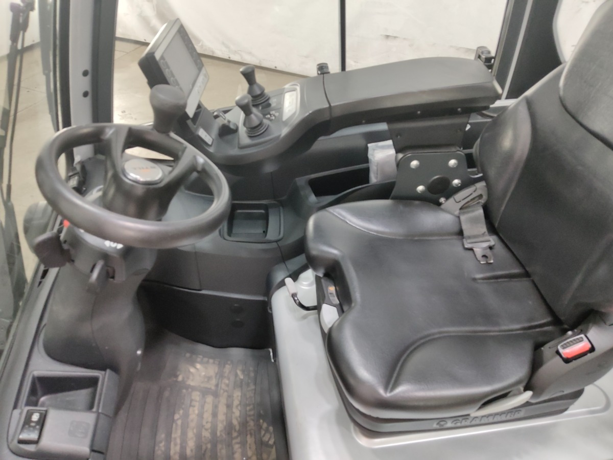 Still RX60-25 - Chariot élévateur électrique: photos 3 Still RX60-25 - Chariot élévateur électrique: photos 3