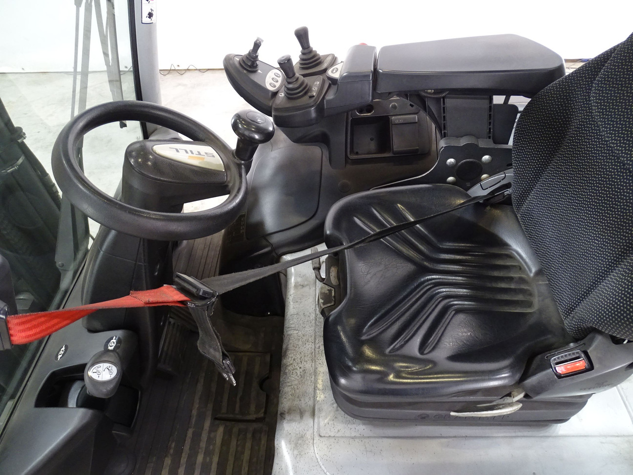 Still RX60-30 - Chariot élévateur électrique: photos 3 Still RX60-30 - Chariot élévateur électrique: photos 3