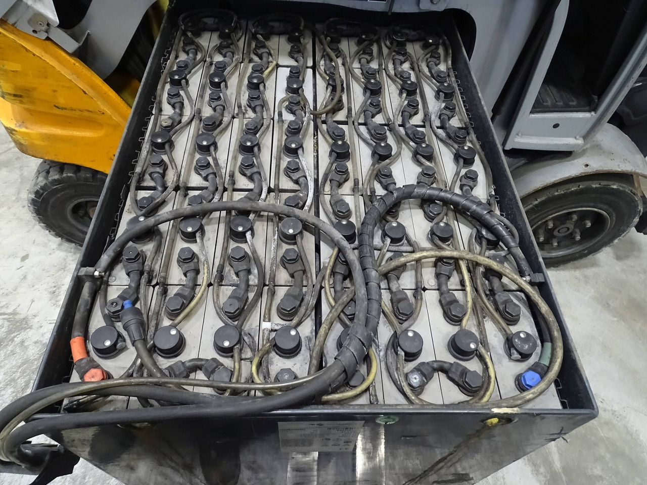 Still RX60-30 - Chariot élévateur électrique: photos 4 Still RX60-30 - Chariot élévateur électrique: photos 4