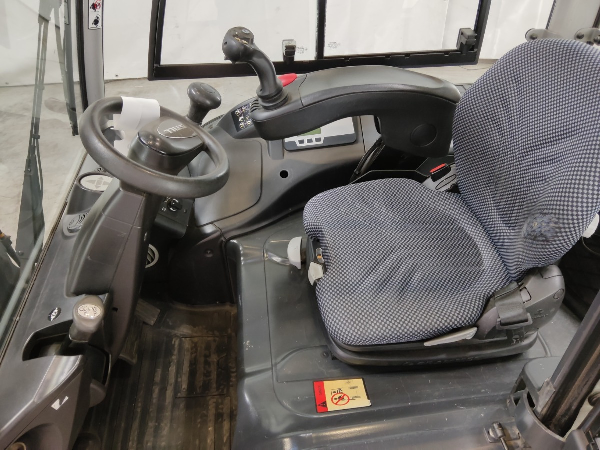 Still RX60-30 - Chariot élévateur électrique: photos 3 Still RX60-30 - Chariot élévateur électrique: photos 3