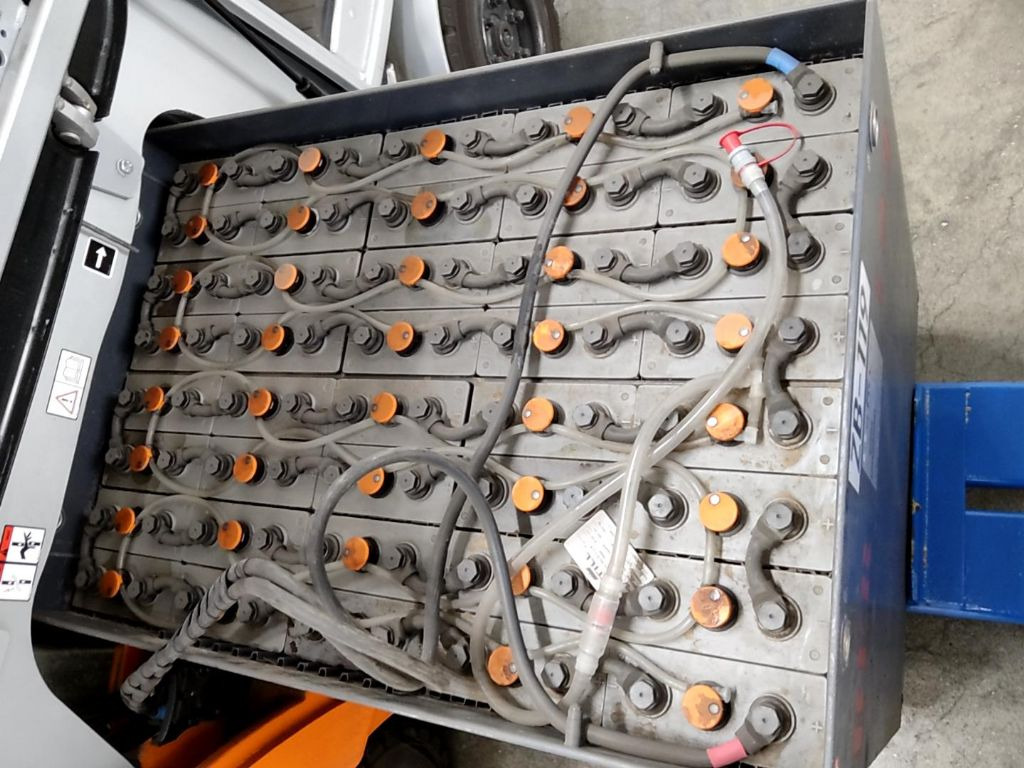 Still RX60-30 - Chariot élévateur électrique: photos 4 Still RX60-30 - Chariot élévateur électrique: photos 4