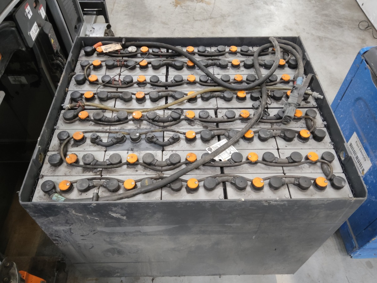 Still RX60-35 - Chariot élévateur électrique: photos 4 Still RX60-35 - Chariot élévateur électrique: photos 4