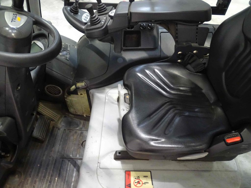 Still RX60-35L - Chariot élévateur électrique: photos 3 Still RX60-35L - Chariot élévateur électrique: photos 3