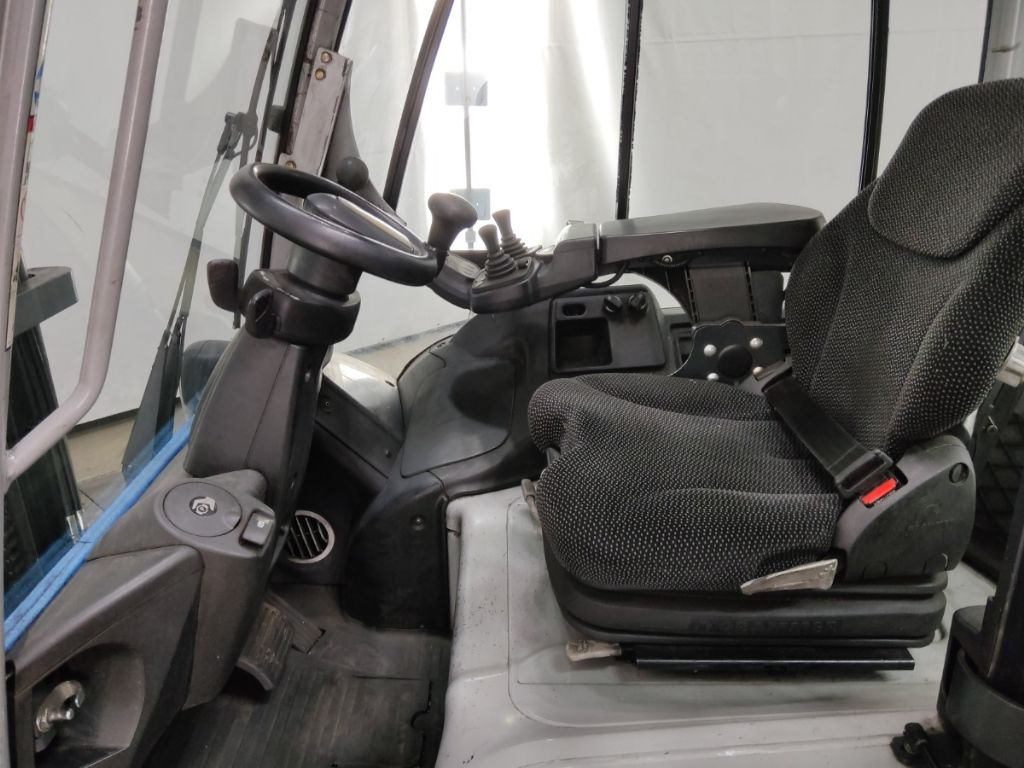 Still RX60-50/600 - Chariot élévateur électrique: photos 3 Still RX60-50/600 - Chariot élévateur électrique: photos 3