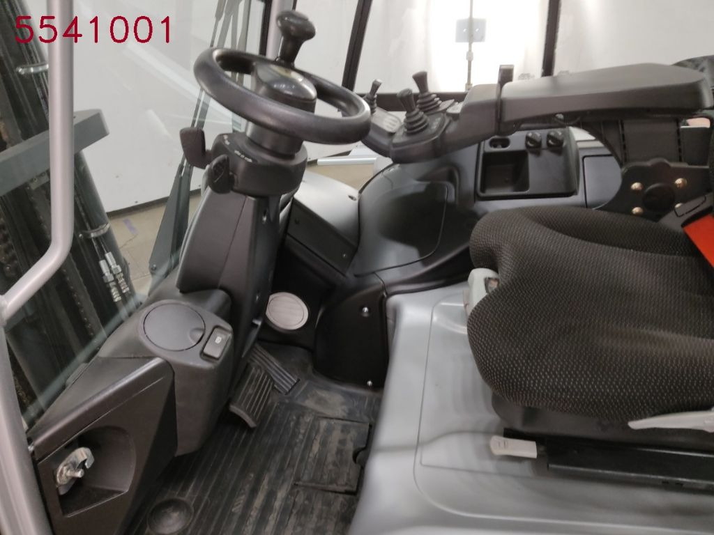 Still RX60-50/600 - Chariot élévateur électrique: photos 3 Still RX60-50/600 - Chariot élévateur électrique: photos 3