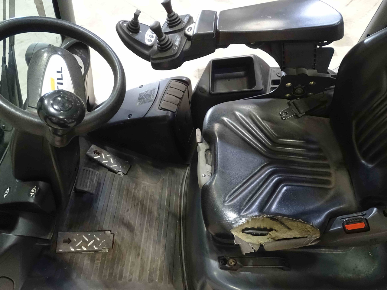 Still RX70-25T - Chariot élévateur: photos 3 Still RX70-25T - Chariot élévateur: photos 3