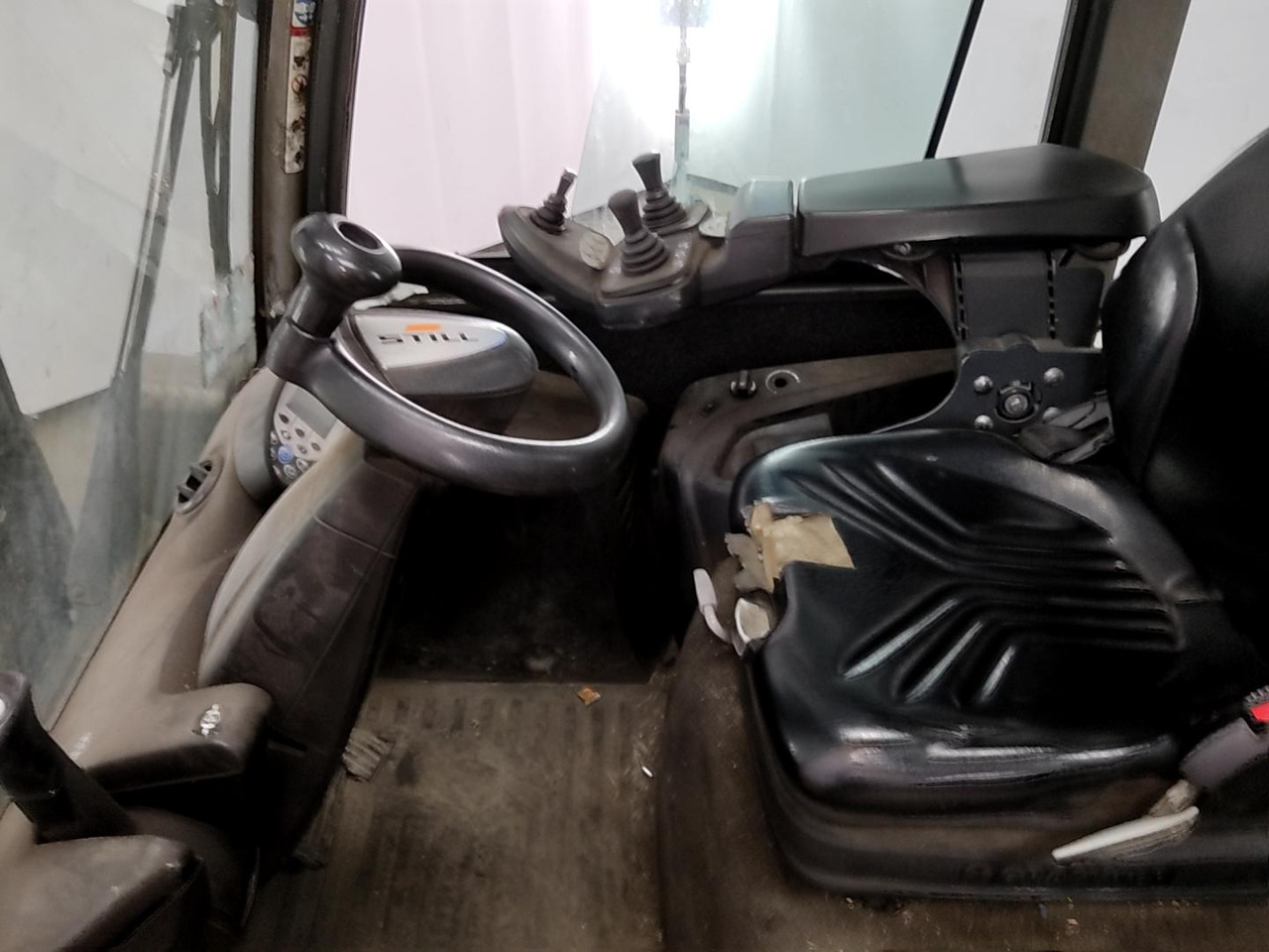 Still RX70-50 - Chariot élévateur diesel: photos 3 Still RX70-50 - Chariot élévateur diesel: photos 3