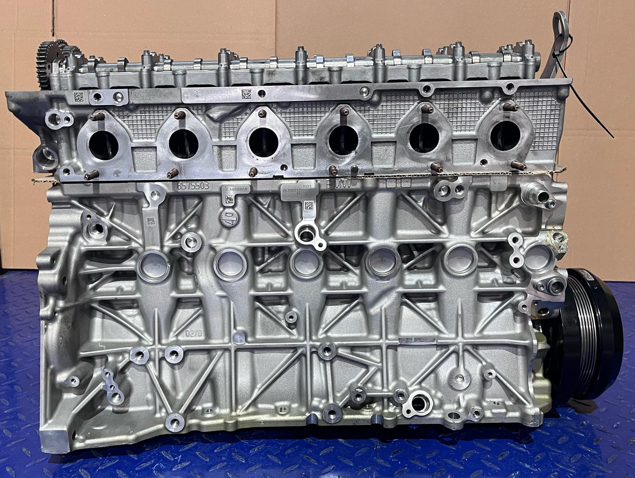 BMW Motor B57D30C Euro 6 - Moteur pour Voiture: photos 2 BMW Motor B57D30C Euro 6 - Moteur pour Voiture: photos 2