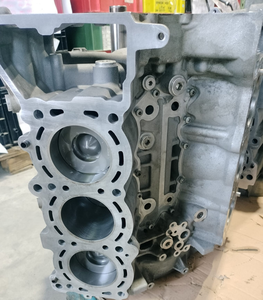 MERCEDES-BENZ 642884 MERCEDES-BENZ G II (W461) G300 CDI - Moteur pour Camion: photos 3 MERCEDES-BENZ 642884 MERCEDES-BENZ G II (W461) G300 CDI - Moteur pour Camion: photos 3